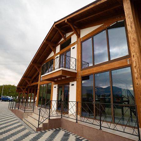 Pensiunea Subcarpati Călimăneşti Esterno foto